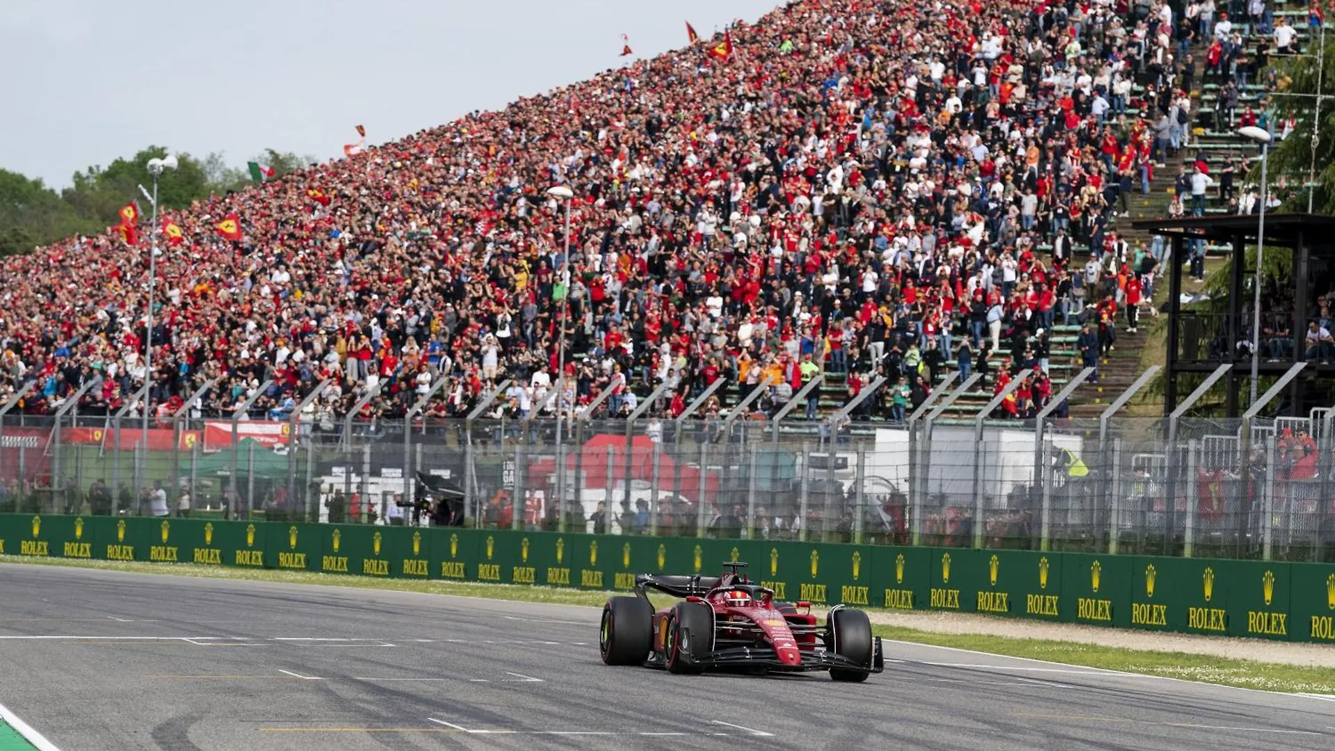 La Casa Di Hank - Il Centro Storico E L Autodromo Imola 0*,  Italy